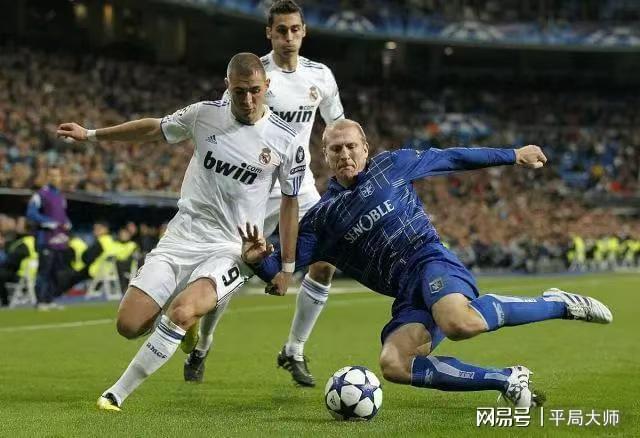 欧超杯今夜再迎强敌;莱比锡调整名单;主帅态度——底气十足;资深球员宣示担当 欧超杯今夜再迎强敌;莱比锡调整名单;主帅态度——底气十足;资深球员宣示担当