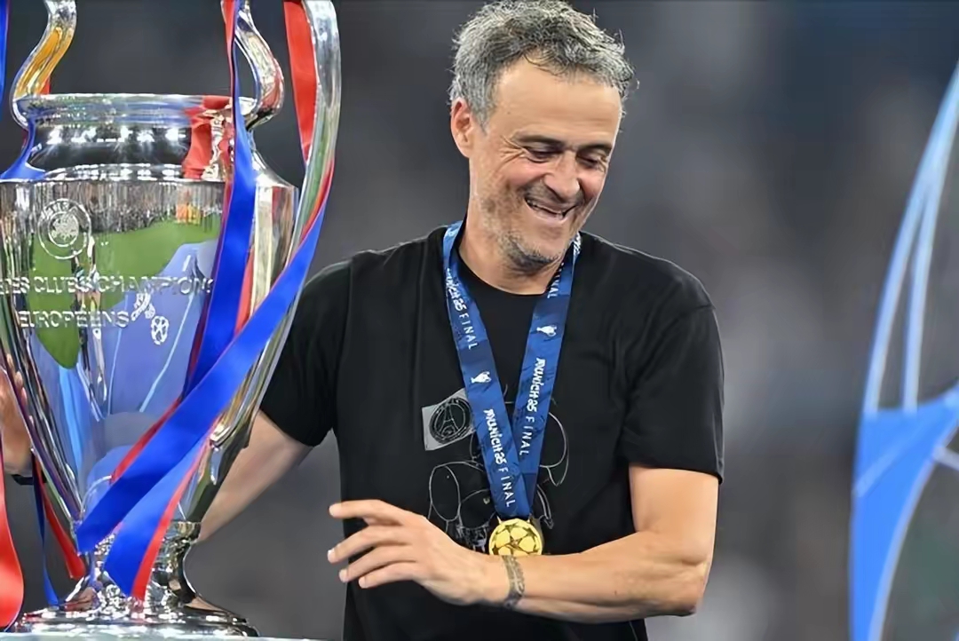 乐鱼平台 -关于法国杯加时末段再迎强敌，AC米兰绝杀压哨，主帅态度：管理层满意，临场指挥获称赞的信息