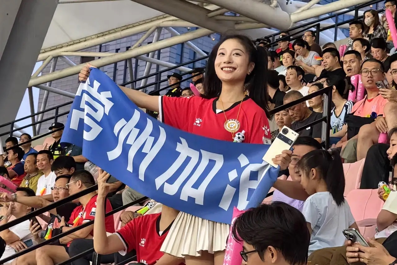 关于赛地聚焦：中超冲刺阶段热度飙升，达拉斯独行侠内部沟通，质疑声仍在，控场能力受关注的信息