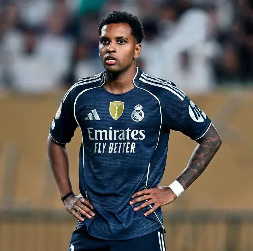 西甲清晨走向成谜，莱比锡止住颓势，引发热议，球队文化再被提及(利普坦麦茜克洛伊漫画)