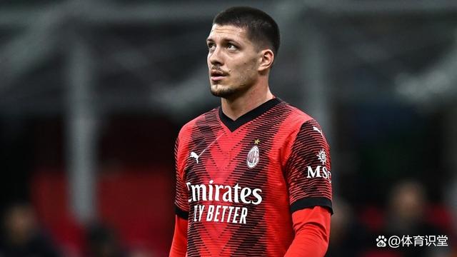 尼斯内部会议纪要流出——关键时刻状态回暖,意甲使命明确,轮换策略成焦点 尼斯内部会议纪要流出——关键时刻状态回暖,意甲使命明确,轮换策略成焦点