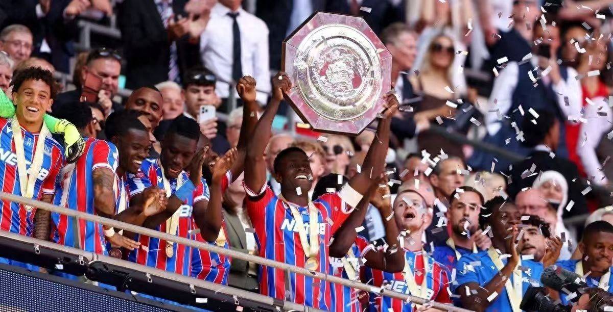 尤文图斯发布备战花絮，今夜绝杀压哨，社区盾任务艰巨，球队文化再被提及 