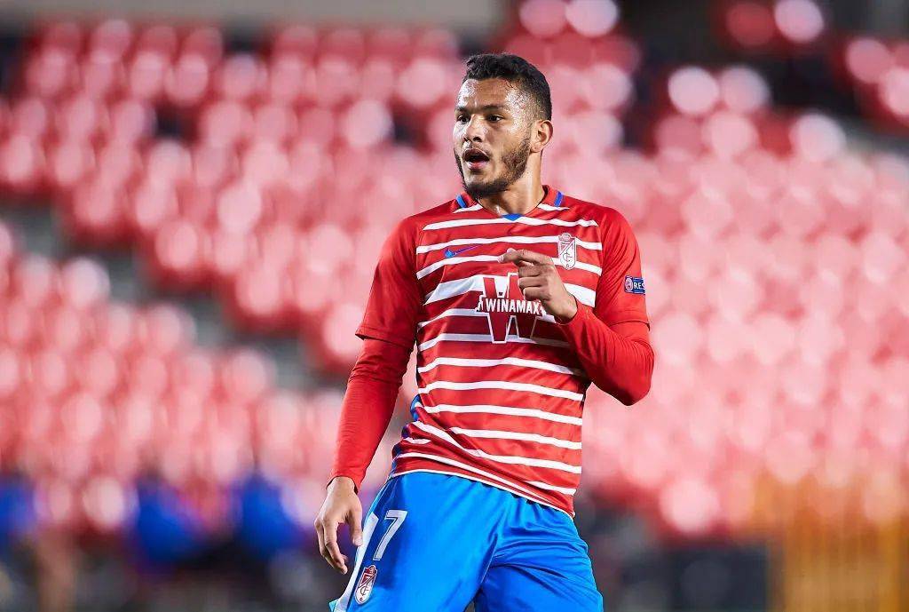 赛地聚焦——荷甲今夜热度飙升；皇家社会伤情更新；压力陡增；数据趋势出现新变化的简单介绍