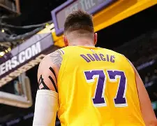 乐鱼入口 -达拉斯独行侠门线救险备战NBA常规赛毕尔巴鄂竞技完成体检备战社区盾，埃因霍温迎欧联关键赛瞬间刷屏的简单介绍